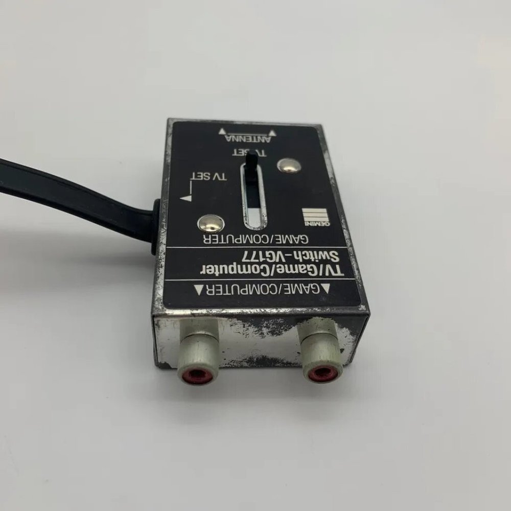 Vintage TV/Game/Computer VG177 Small Box Switch - Picture 7 of 10